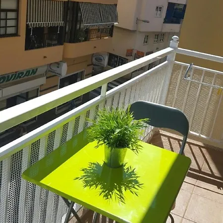Coqueto En El Medano (Tenerife)